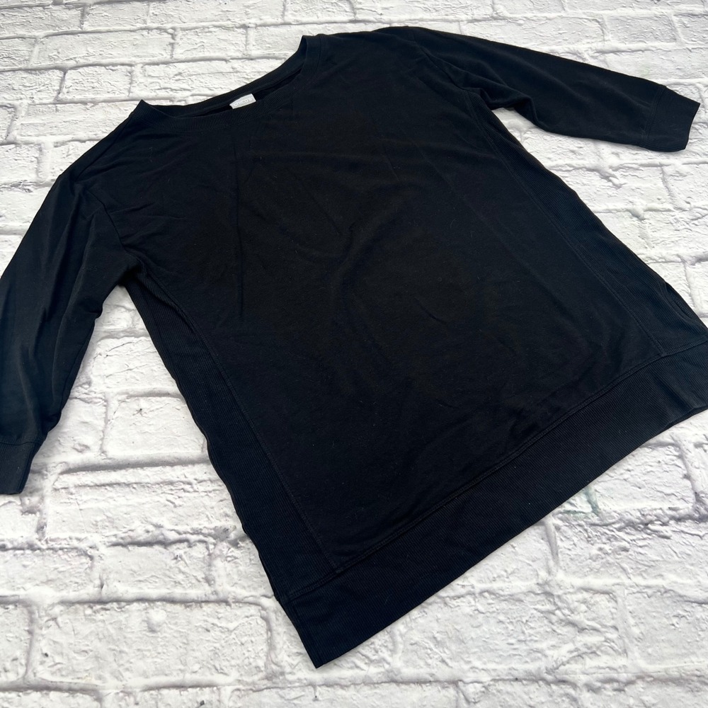 Chicos Zenergy Black Crewneck Pullover Knit Shirt Ribbed Panels Size 1 US 8/10